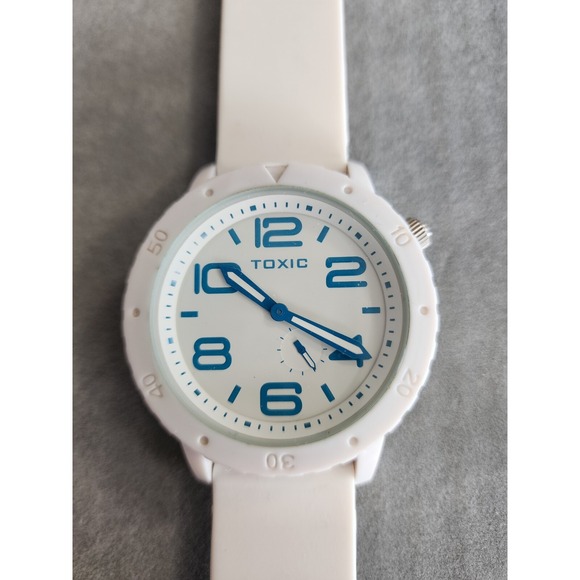 TOXIC AREA 51 Oversized Watch White And Teal 53mm10¼